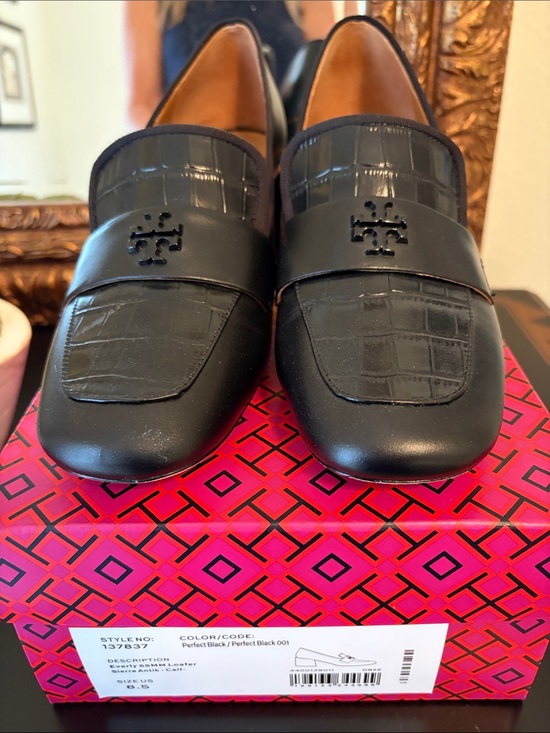 Tory Burch Shoes - Tory Burch Black Croc-Embossed Leather Slip-On Loafers